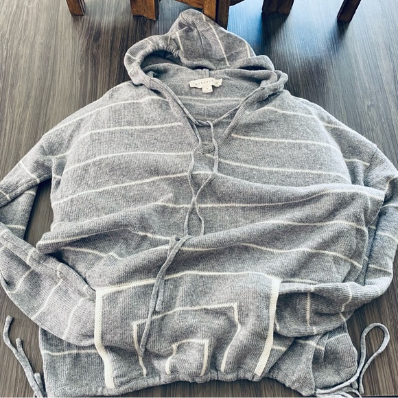 🪶3/$50 Baja LOVESTITCH Grey Striped Kangaroo Pocket SideTassel Hooded Sweater-S - Picture 7 of 16